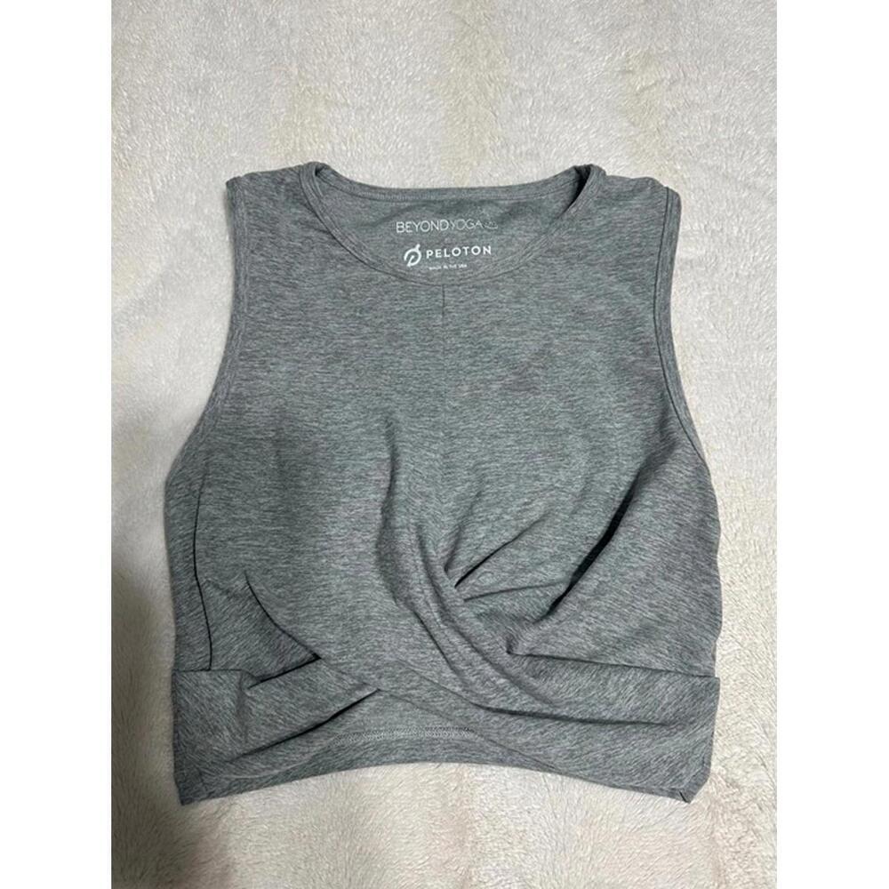 Beyond Yoga x Peloton Twist Front Crop Tank Top - Gray, Size M